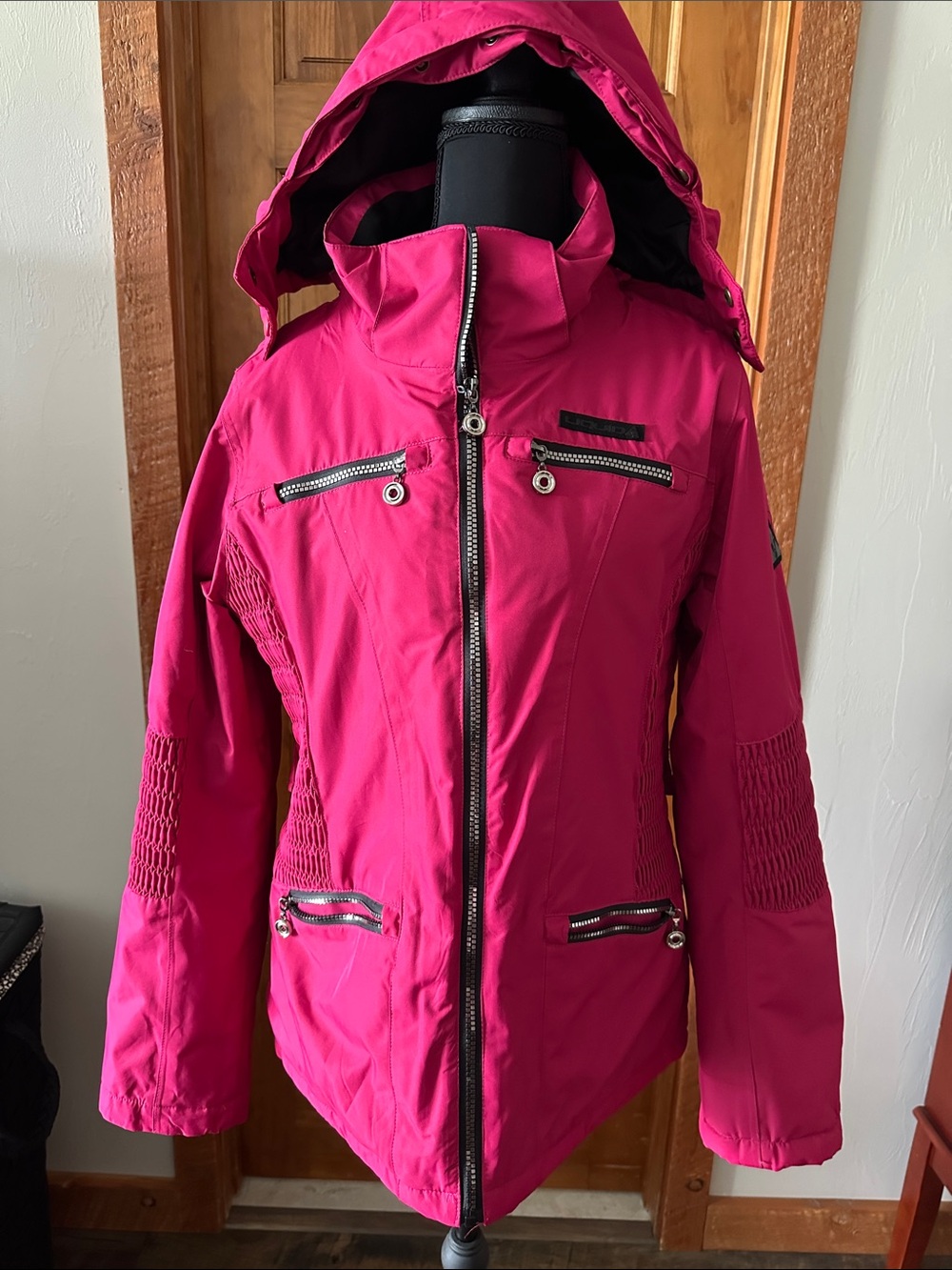 Womens ' Hot Pink Hooded Ski Jacket with Secure Zippers